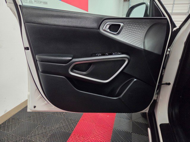 Used 2020 Kia Soul X-Line image 29