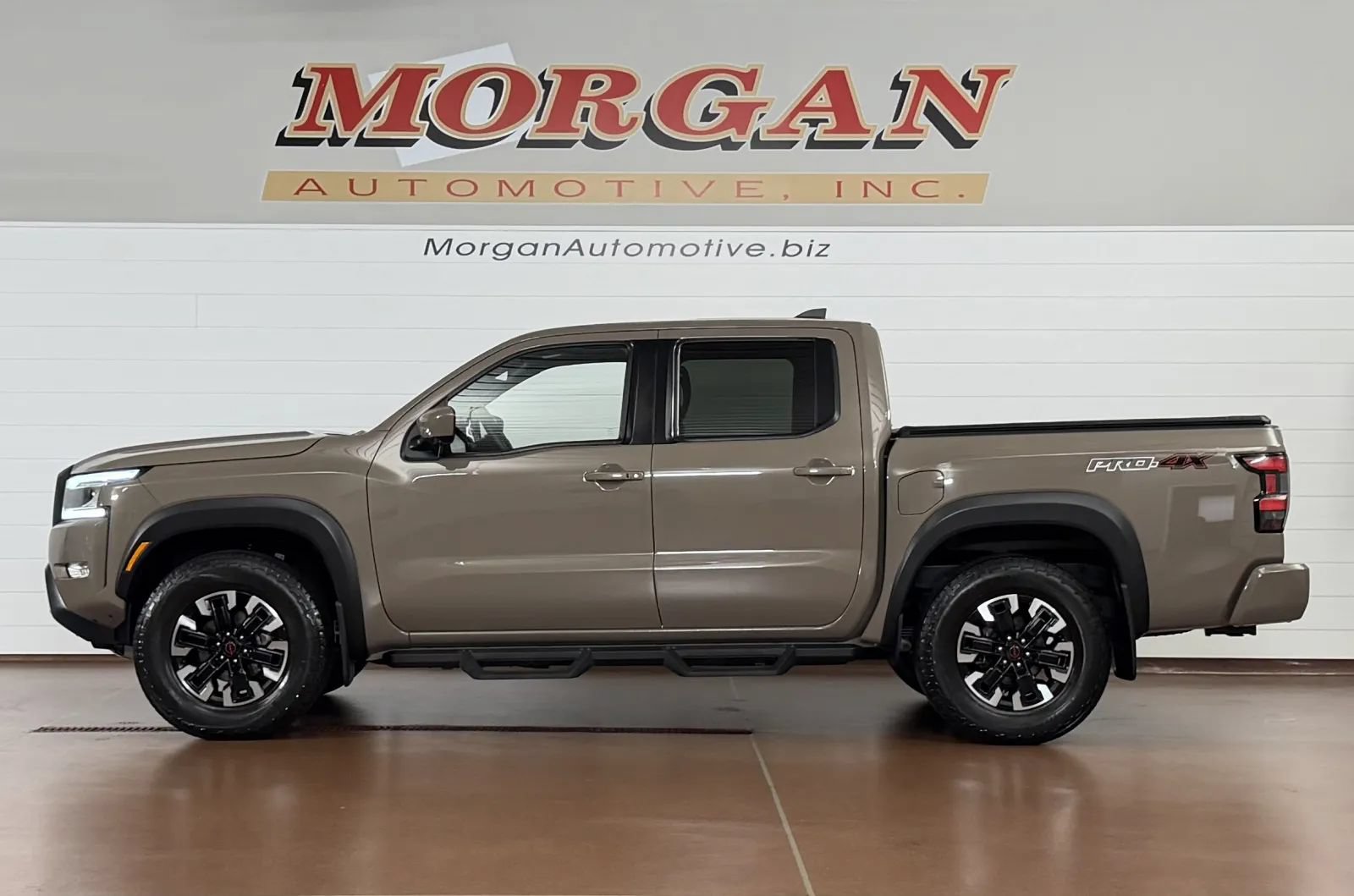 Used 2024 Nissan Frontier PRO-4X w/ Pro Convenience Package AWD/4WD image 6