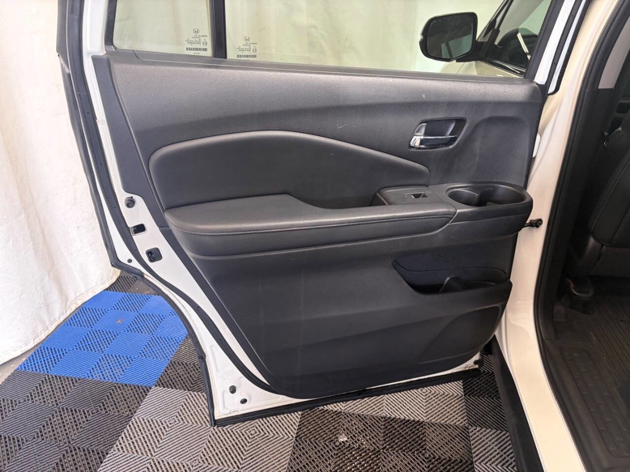 Used 2017 Honda Pilot EX-L image 9