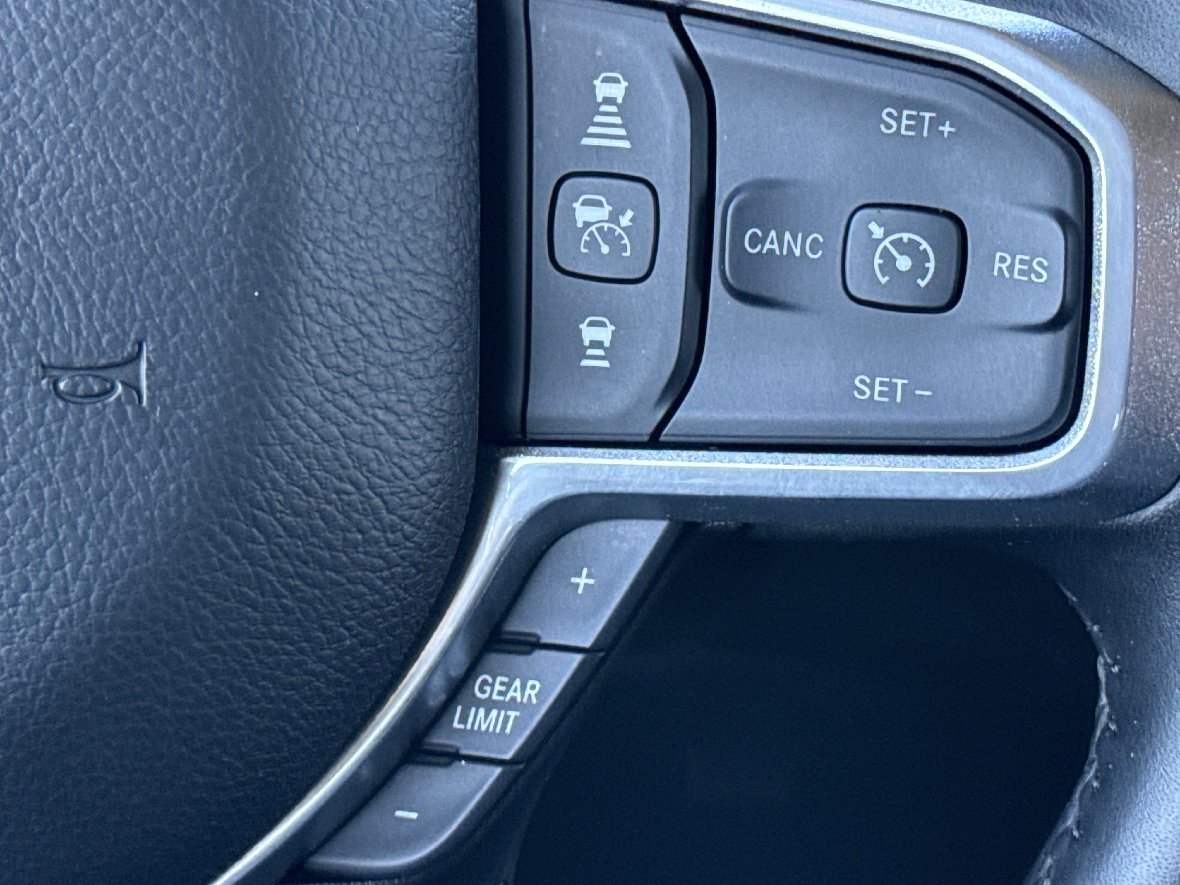 Used 2024 RAM 2500 Laramie w/ Safety Group image 20