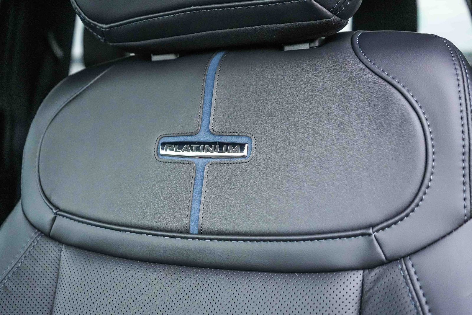 New 2026 Ford F250 Platinum image 24