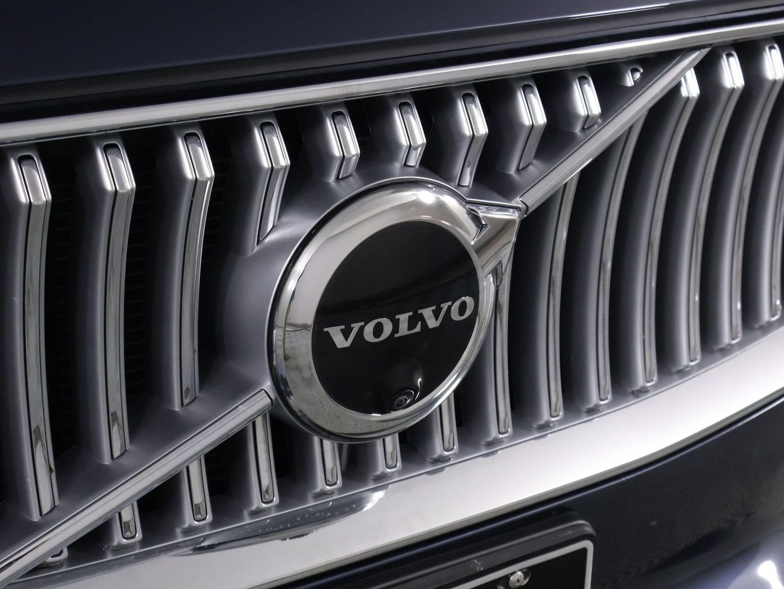 Certified 2023 Volvo XC90 B6 Plus AWD/4WD image 27