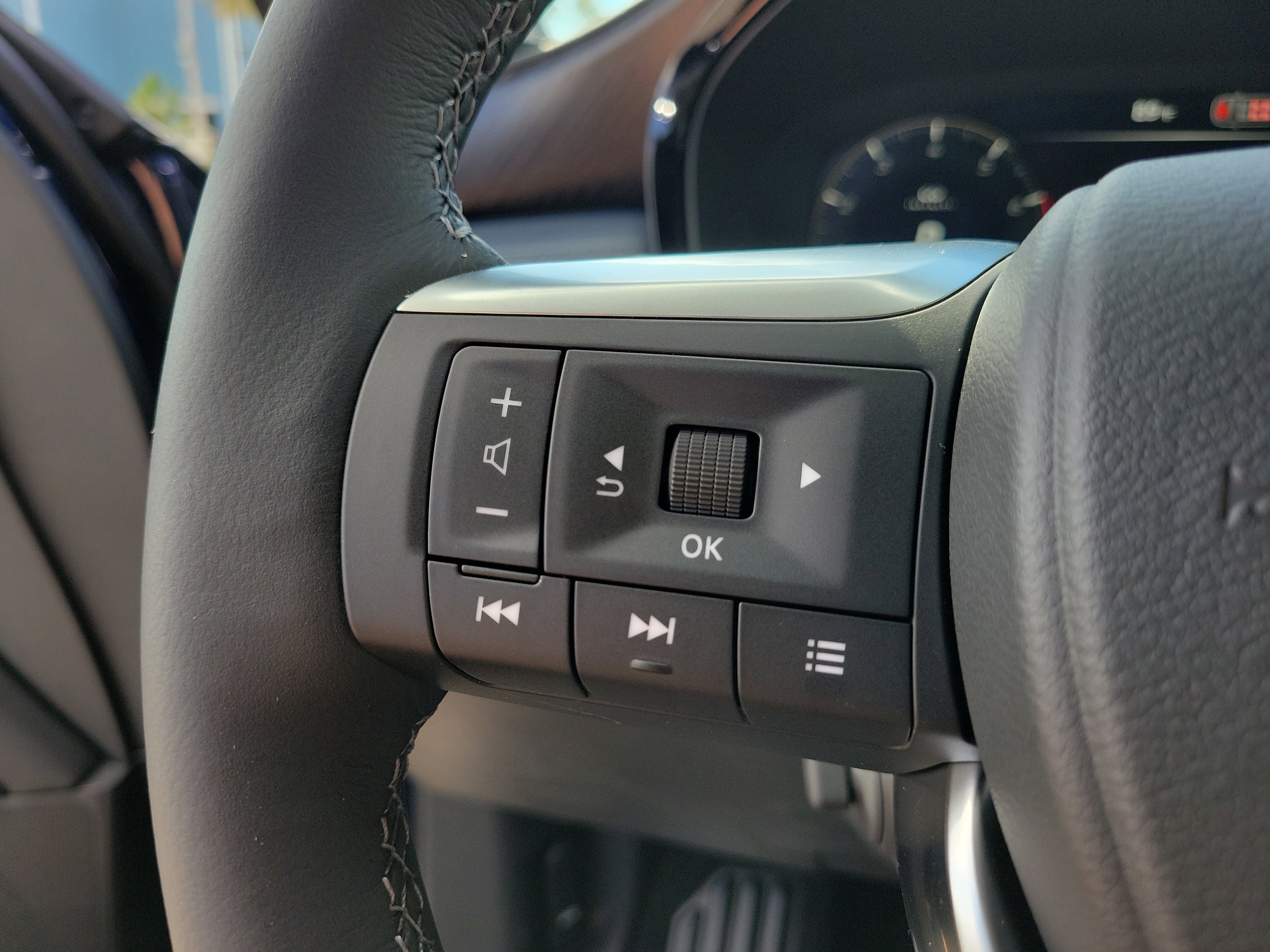 New 2026 INFINITI QX60 Sport w/ Dark Cargo Package image 14