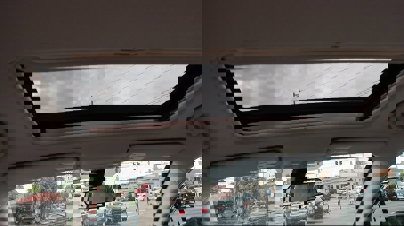 Used 2010 MAZDA MAZDA5 Grand Touring image 19