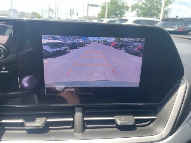 Used 2024 Chevrolet Trax RS w/ Driver Confidence Package FWD image 11