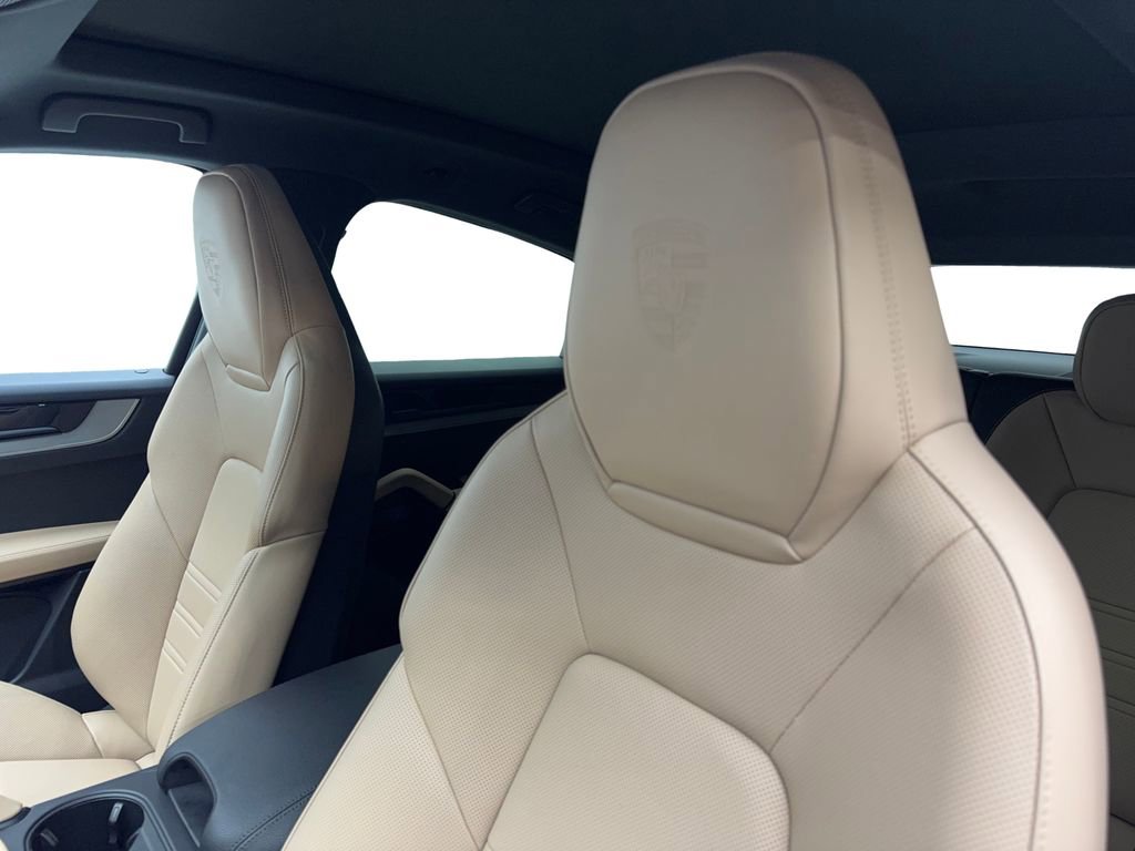 Used 2026 Porsche Cayenne Coupe AWD/4WD image 27