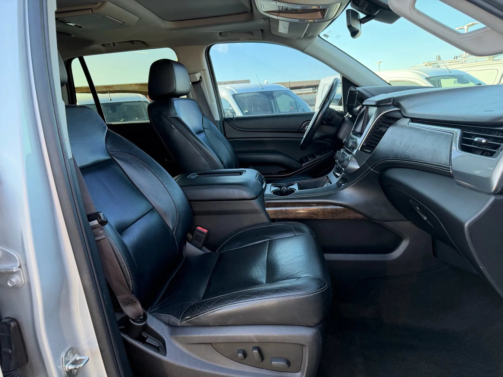 Used 2017 Chevrolet Tahoe LT RWD image 13
