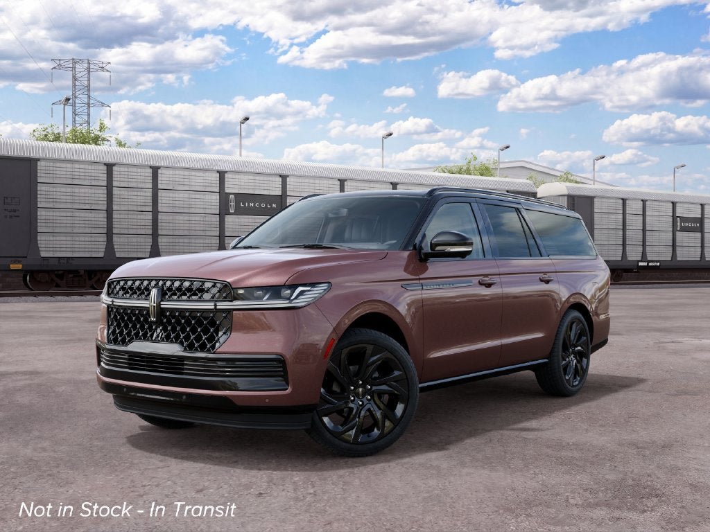 New 2027 Lincoln Navigator L Black Label AWD/4WD image 2