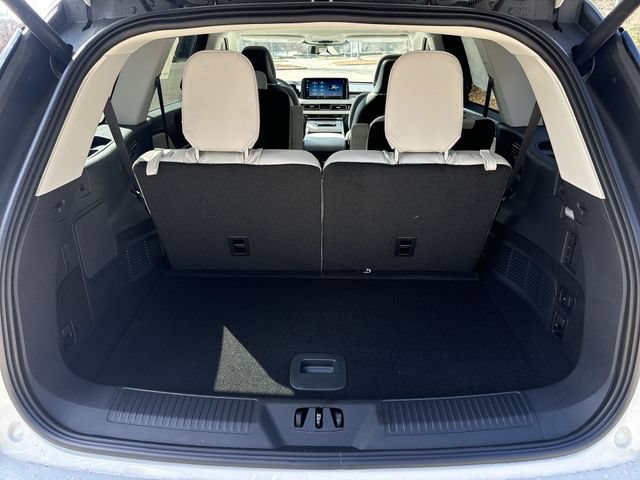 New 2026 Lincoln Aviator Reserve w/ Luxury Package RWD image 25