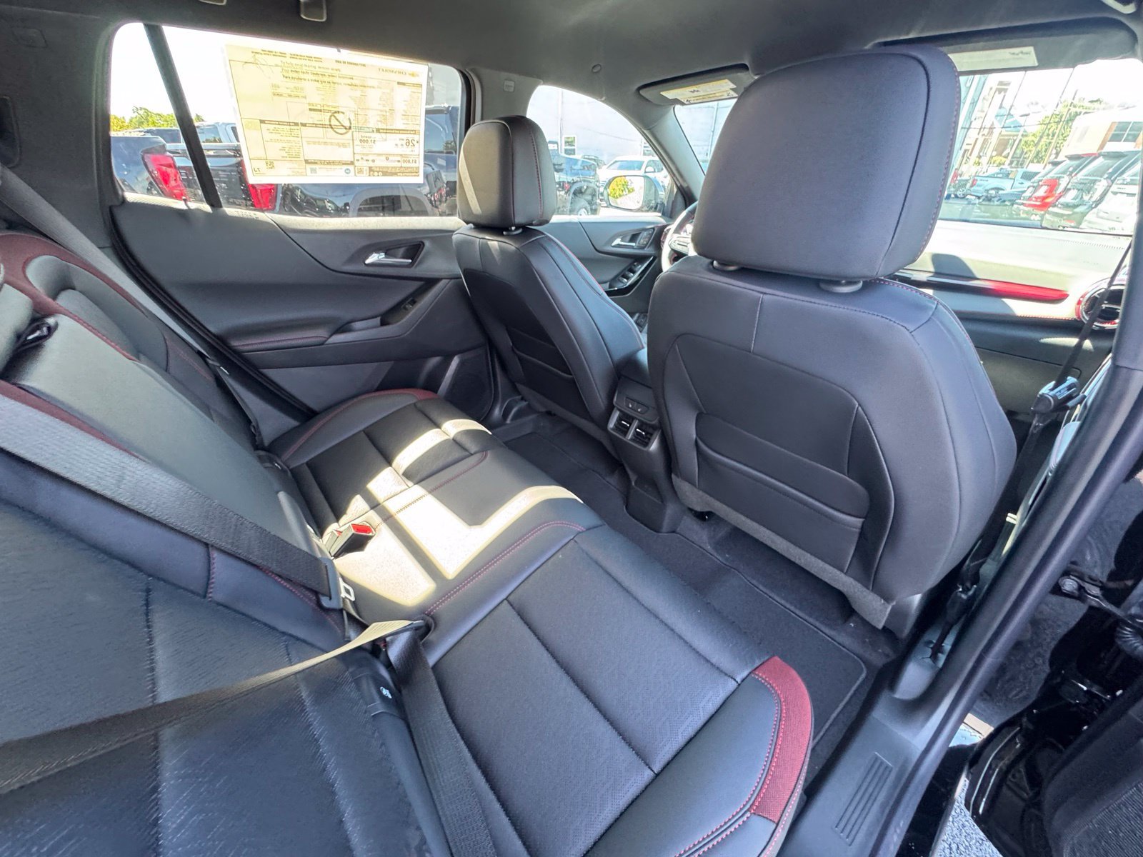 New 2027 Chevrolet Equinox RS AWD/4WD image 32