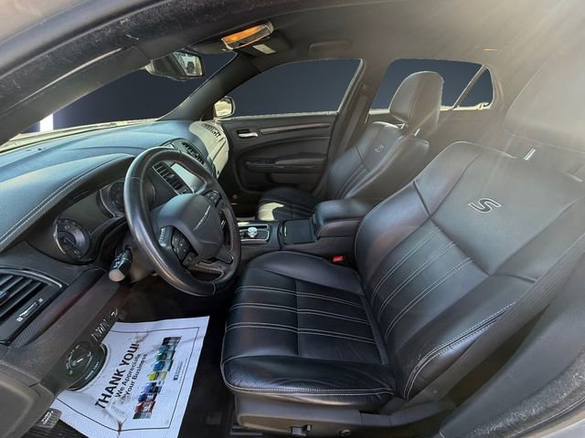 Used 2015 Chrysler 300 S image 9
