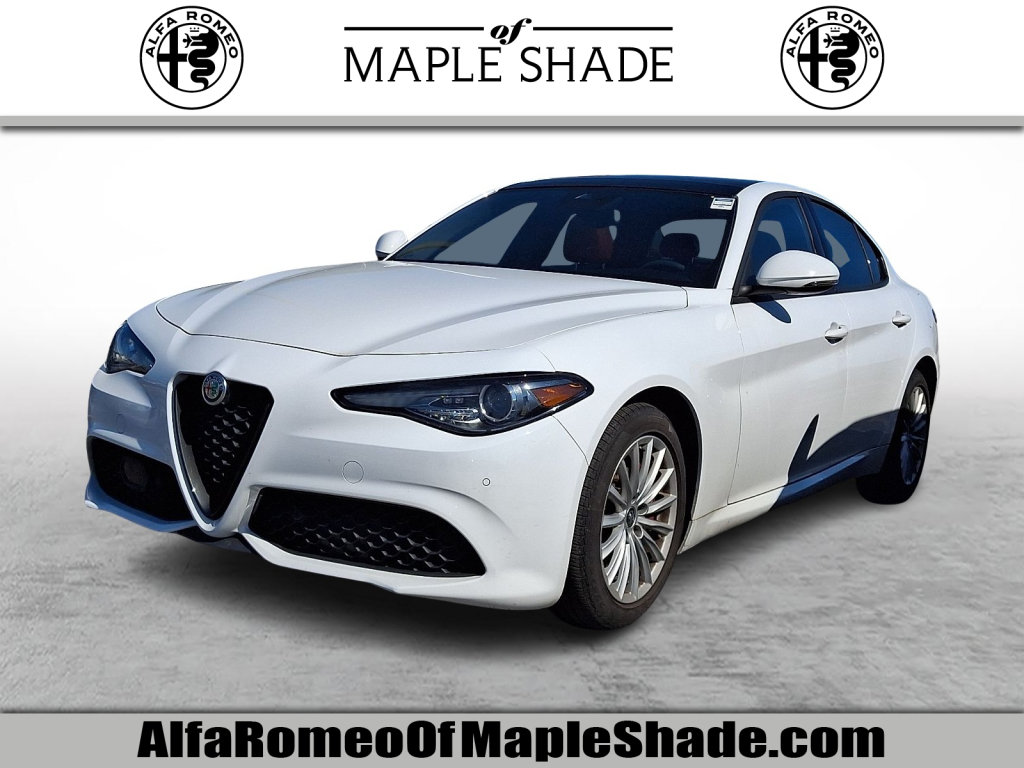 Used 2022 Alfa Romeo Giulia Sprint AWD/4WD image 1