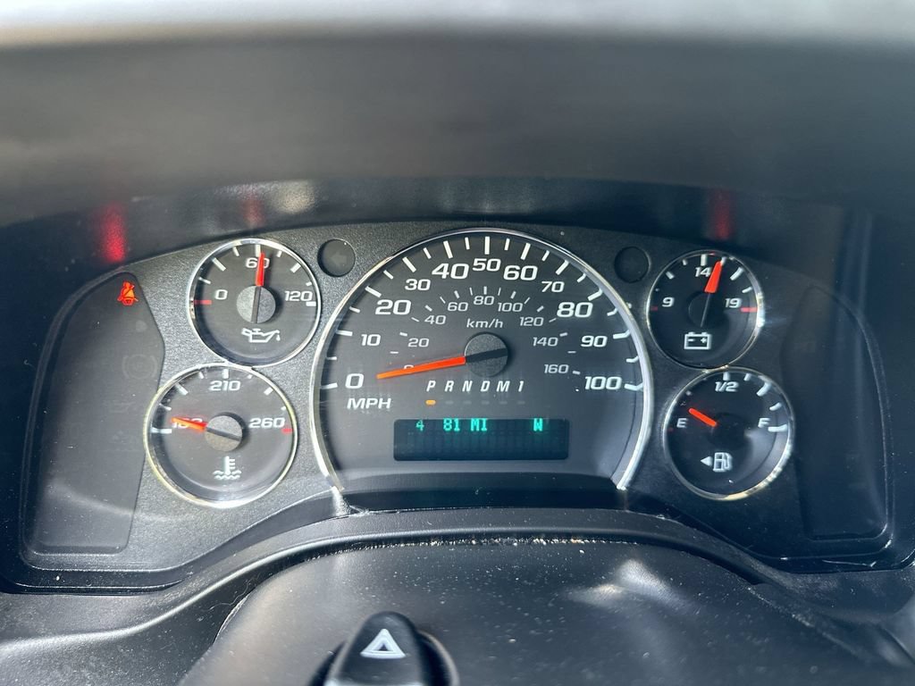 Used 2023 GMC Savana 2500 w/ Driver Convenience Package RWD image 17