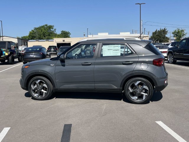 New 2026 Hyundai Venue SEL FWD image 8