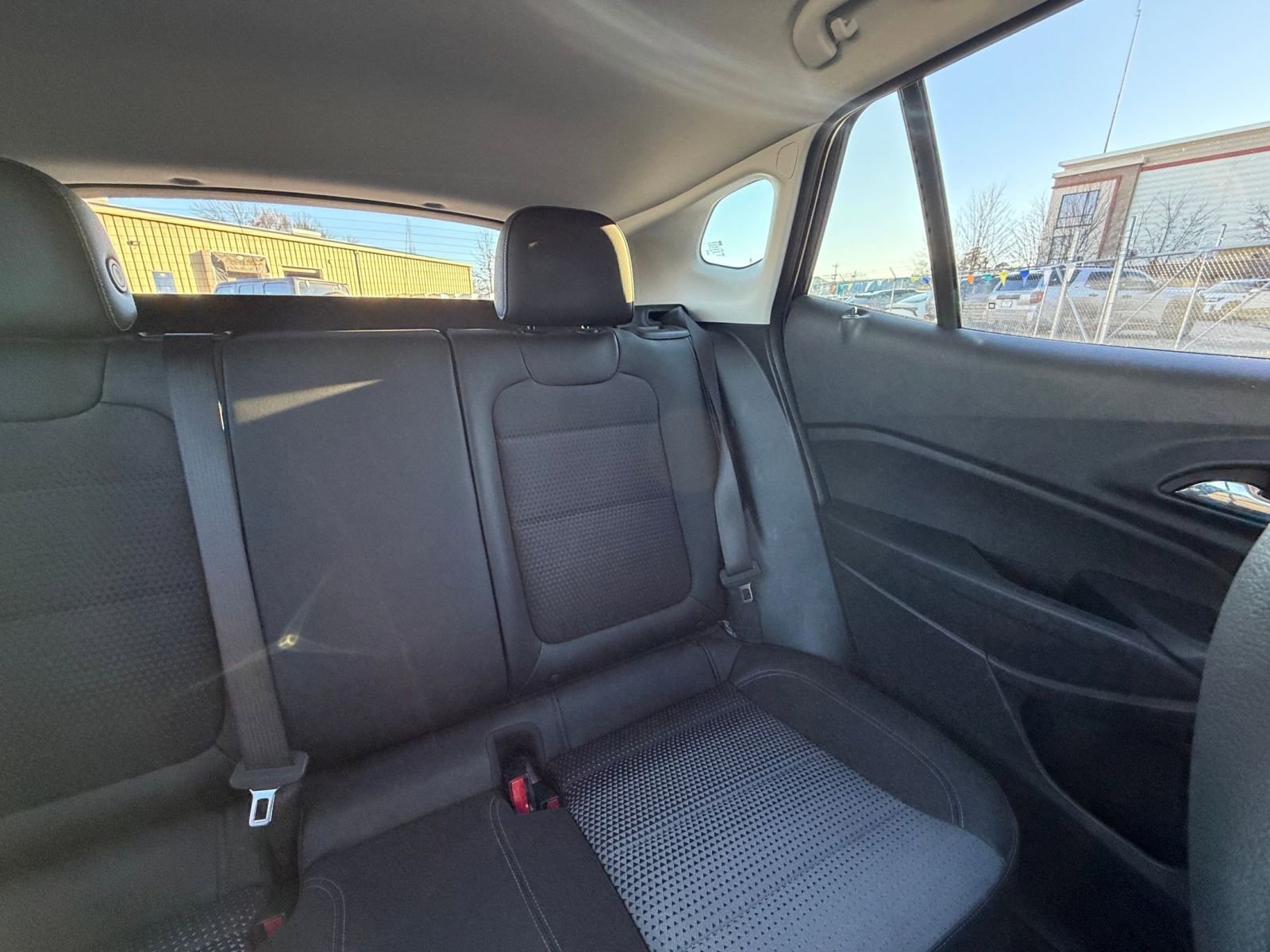 Used 2025 Chevrolet Trax LT image 35