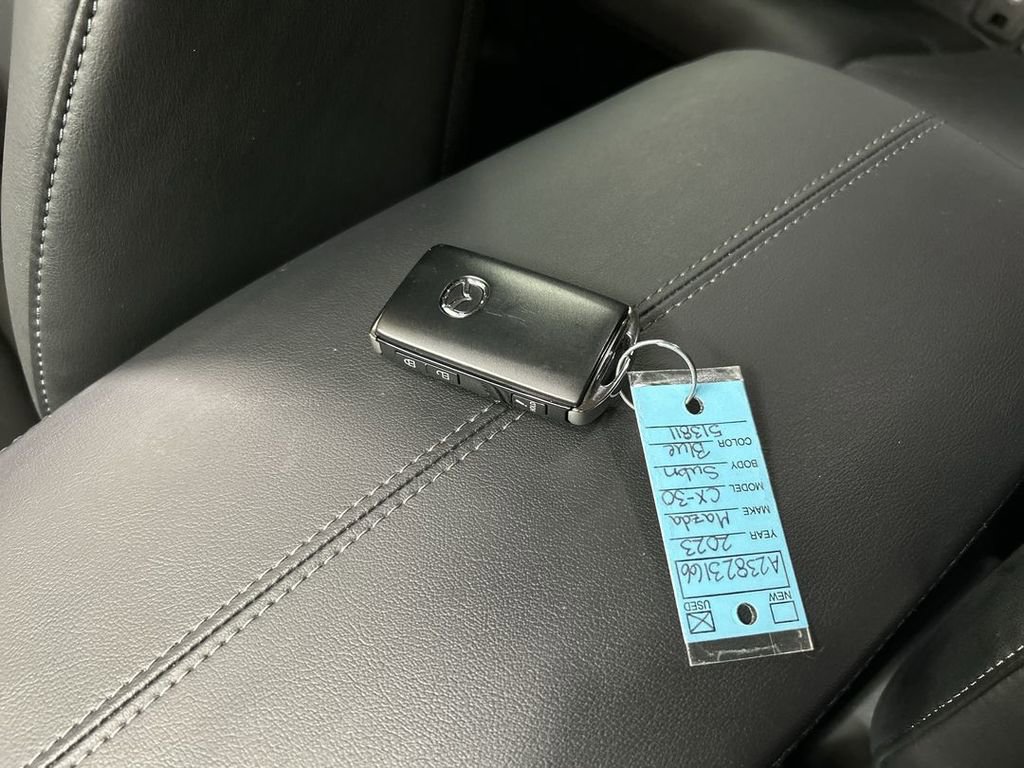 Certified 2023 MAZDA CX-30 AWD 2.5 S w/ Select Package image 12