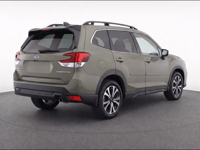 Used 2024 Subaru Forester Limited AWD/4WD image 5