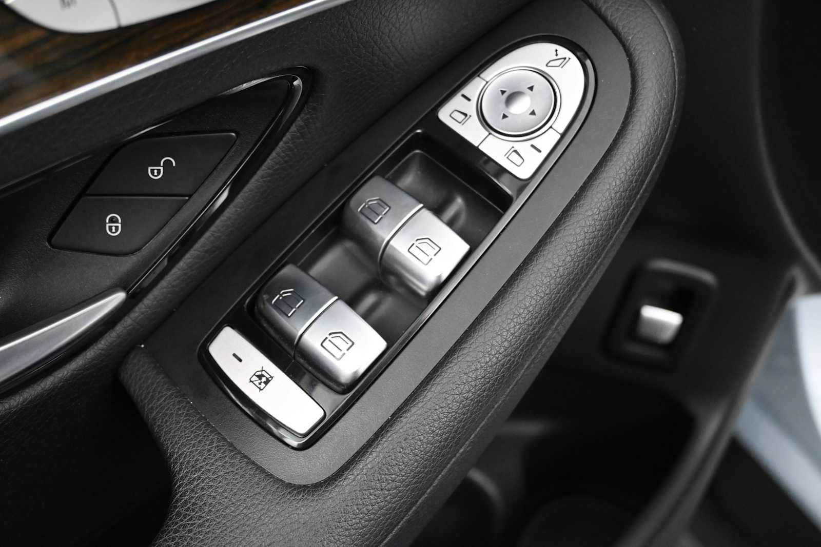 Used 2018 Mercedes-Benz GLC 300 image 15