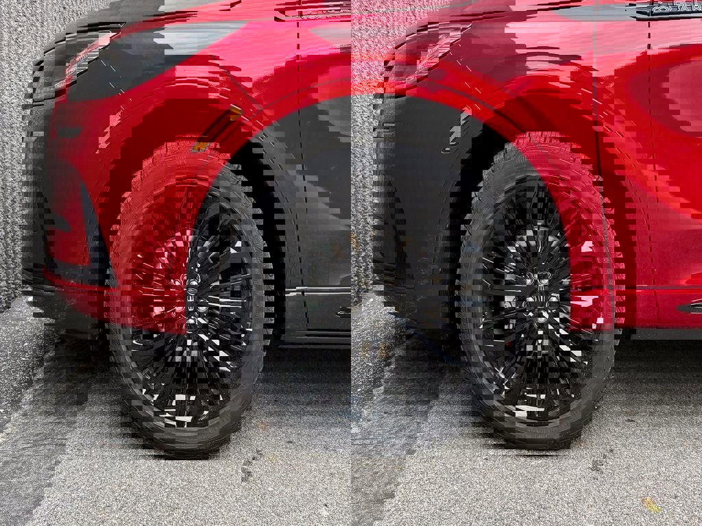 New 2025 Lincoln Corsair AWD w/ Equipment Group 101A image 37