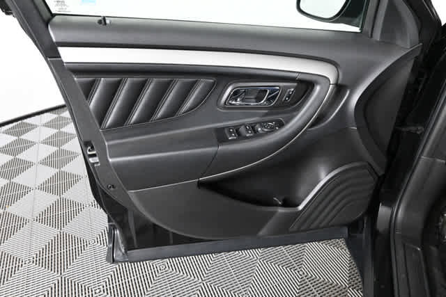 Used 2014 Ford Taurus SEL w/ Equipment Group 201A image 17