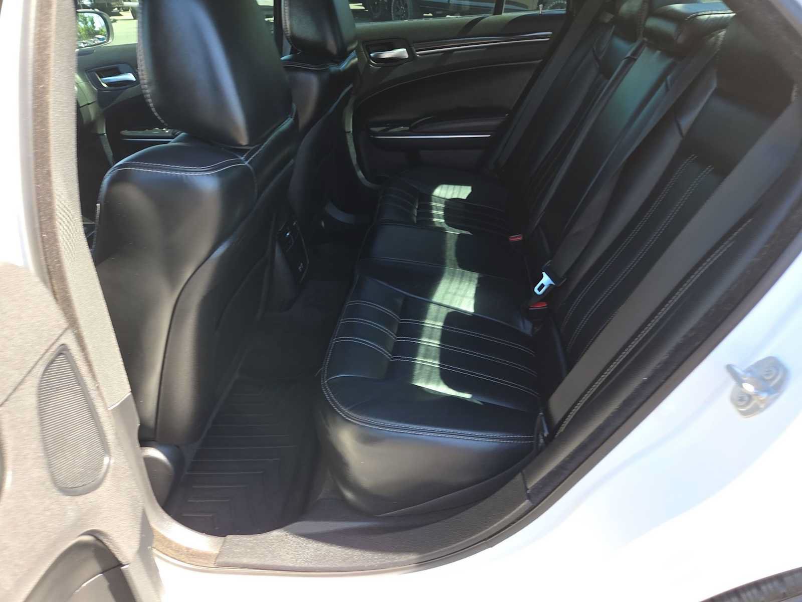 Used 2017 Chrysler 300 S w/ 300S Premium Group AWD/4WD image 21