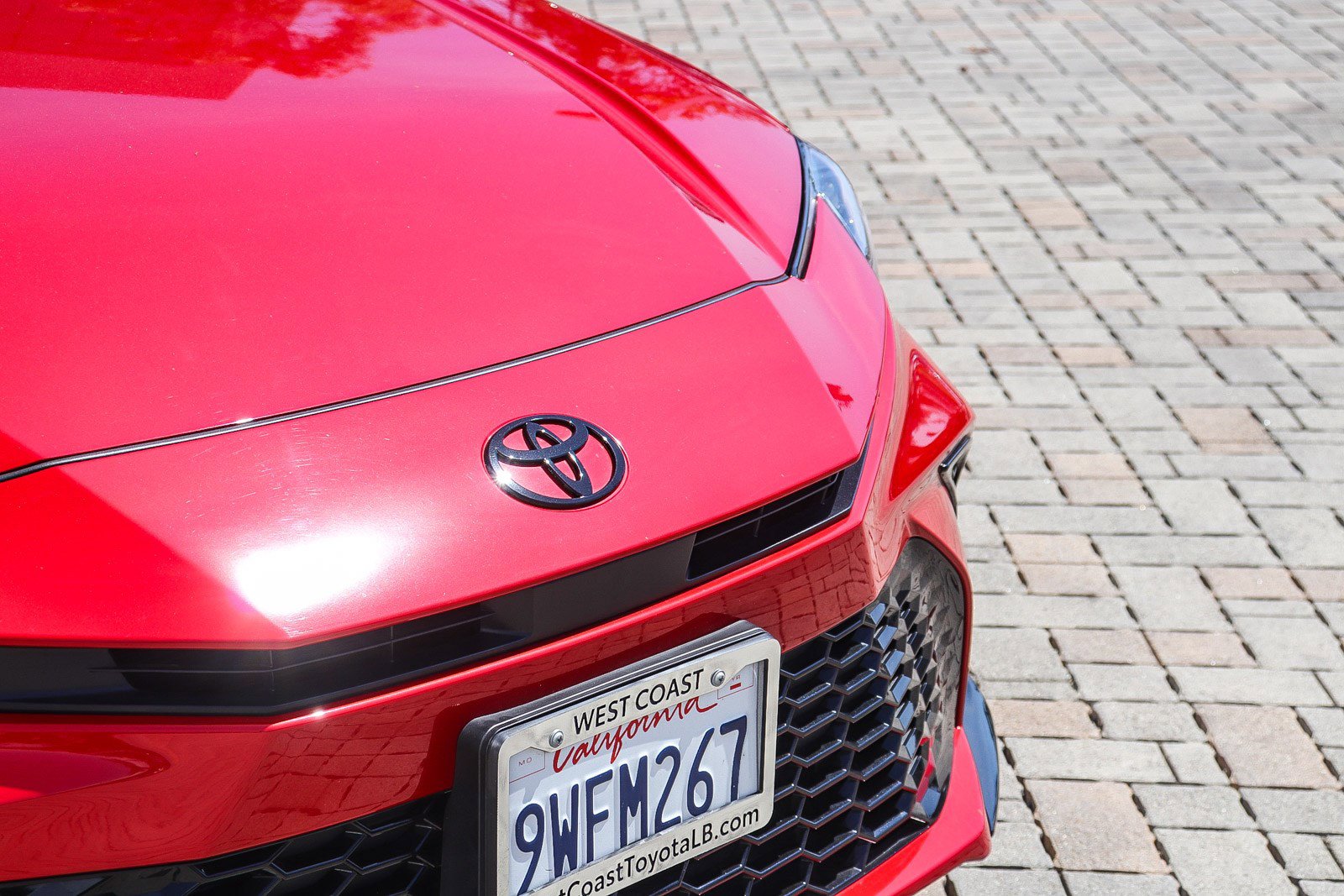 Used 2026 Toyota Camry Hybrid w/ Multimedia Upgrade Package image 6