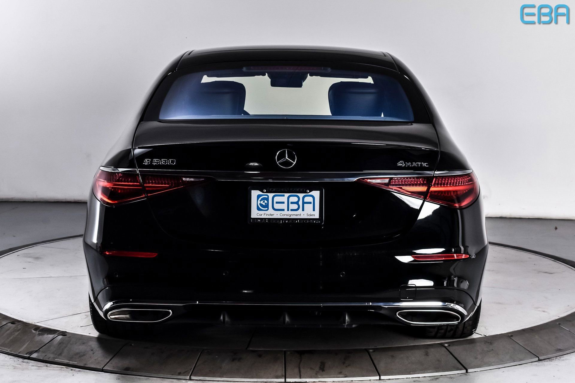 Used 2023 Mercedes-Benz S 580 4MATIC Sedan image 5