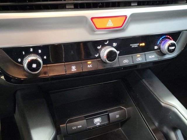 Used 2020 Kia Telluride LX FWD image 30