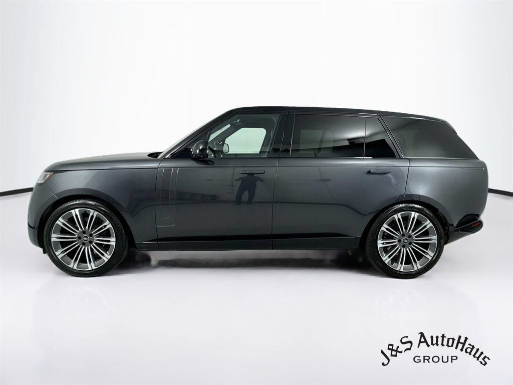 Used 2023 Land Rover Range Rover Long Wheelbase SE AWD/4WD image 4