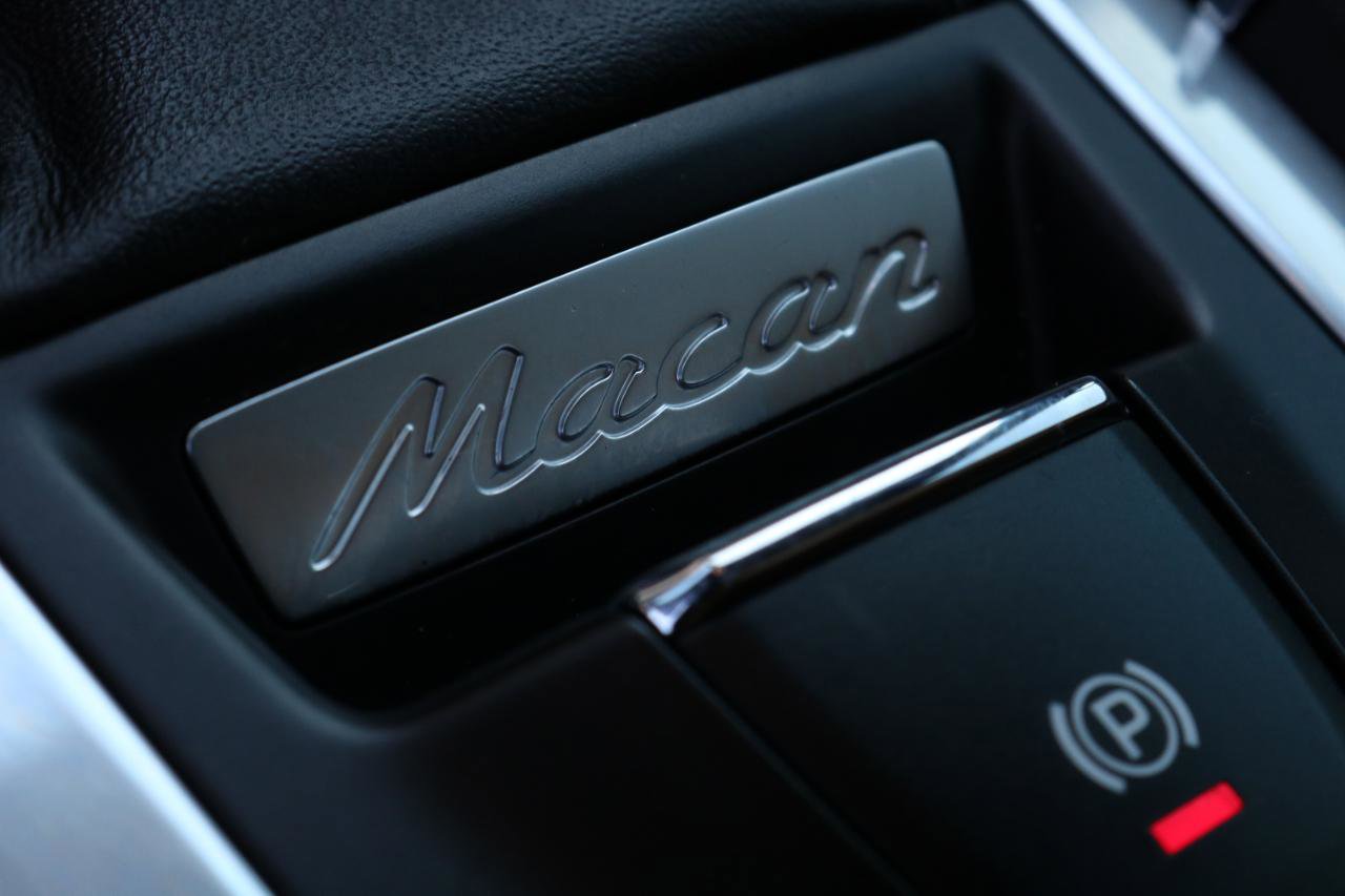 Used 2018 Porsche Macan S AWD/4WD image 38