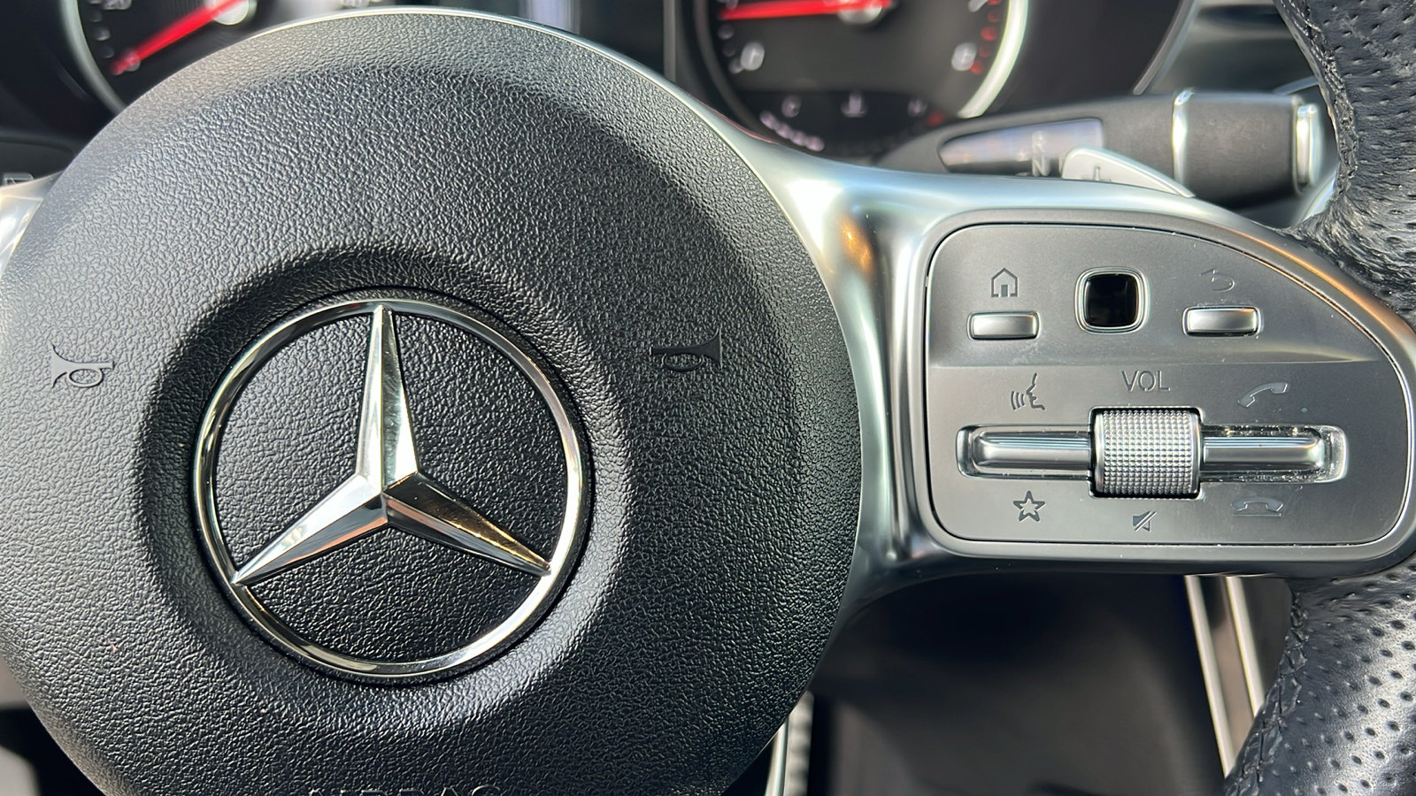 Used 2022 Mercedes-Benz GLC 300 4MATIC image 24