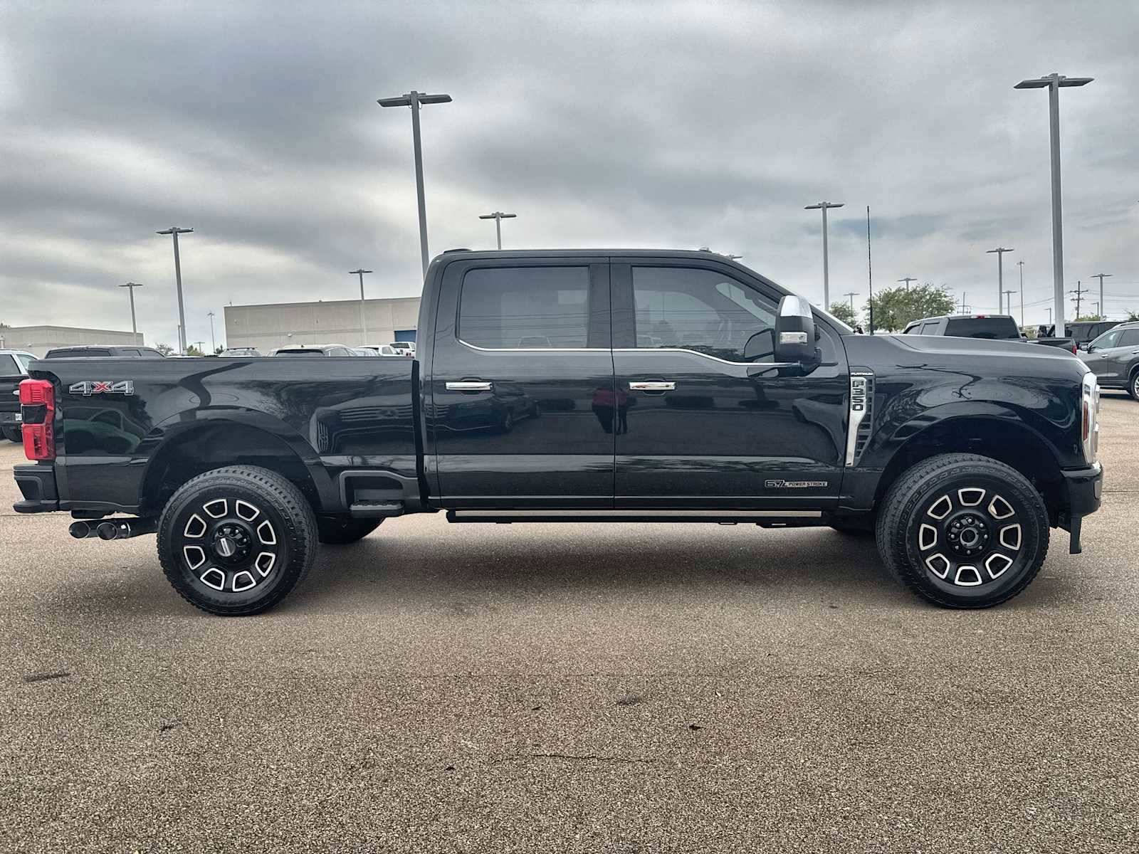Used 2024 Ford F350 Platinum w/ Snow Plow Prep Package image 10