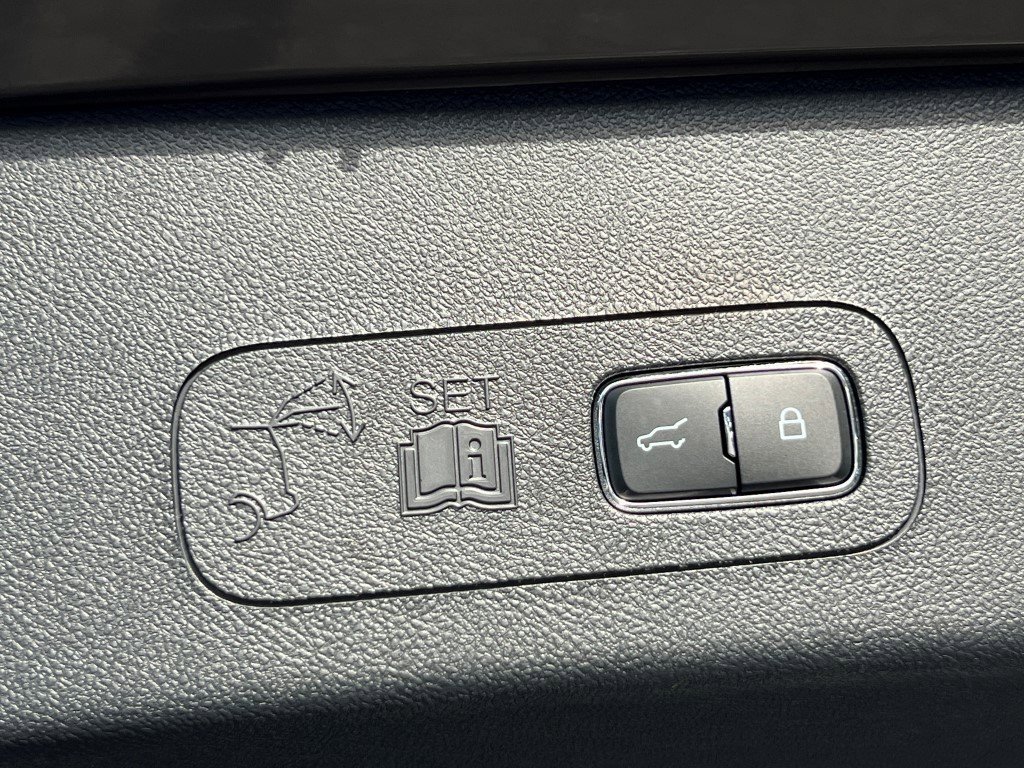 New 2026 Lincoln Aviator Reserve w/ Luxury Package image 16