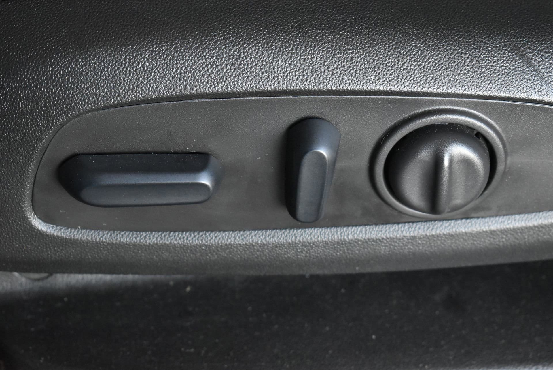 Used 2024 Chevrolet Equinox LT image 14