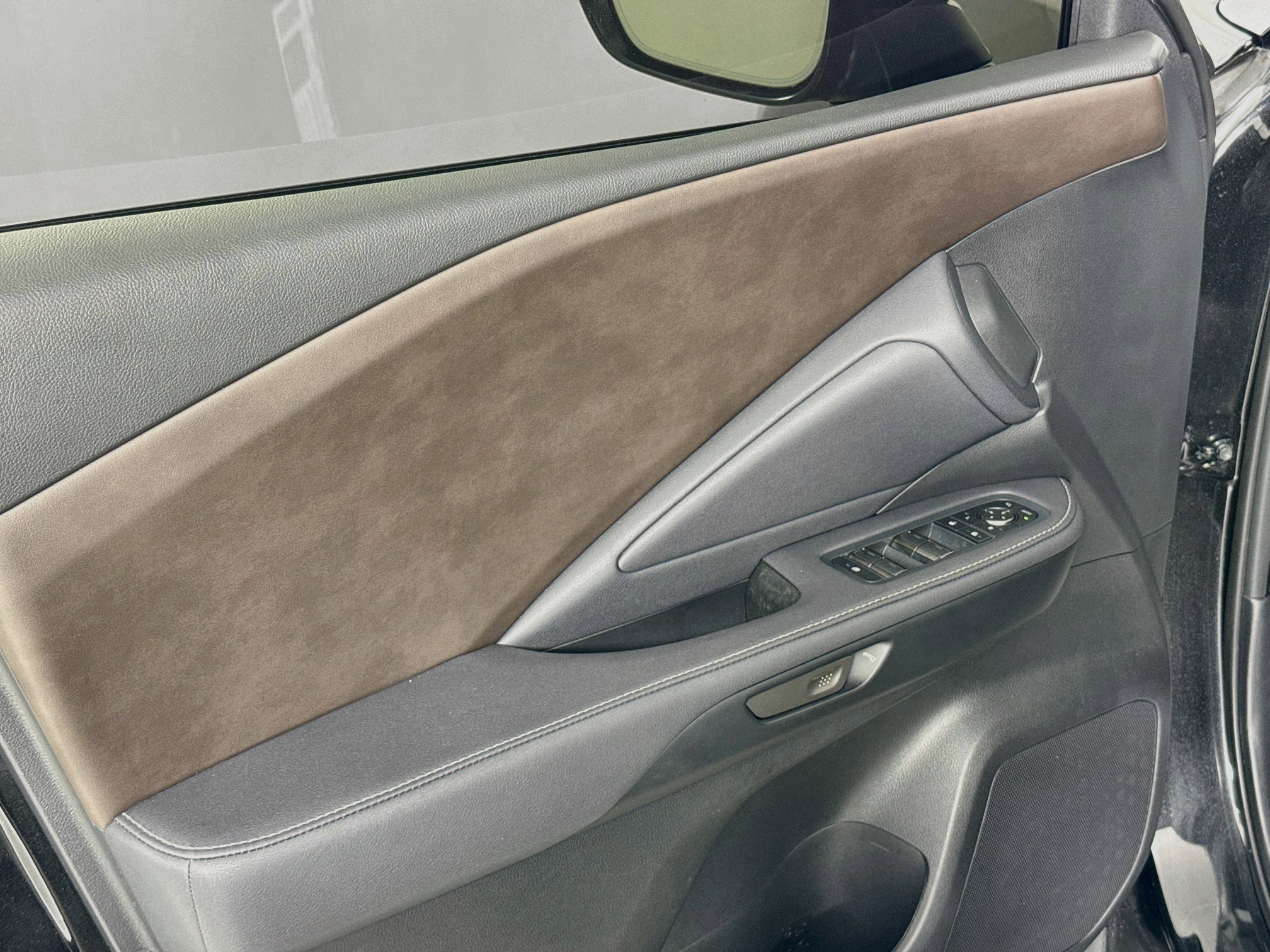 Certified 2025 Lexus TX 350 FWD w/ Technology Package image 32