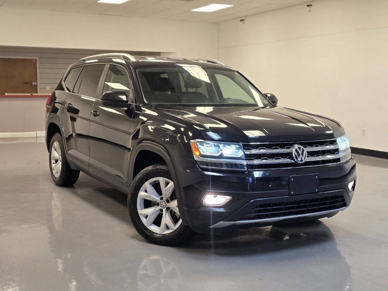 Used 2019 Volkswagen Atlas SE FWD image 2