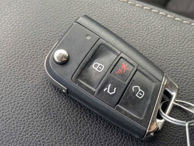 Used 2024 Volkswagen Tiguan S image 32