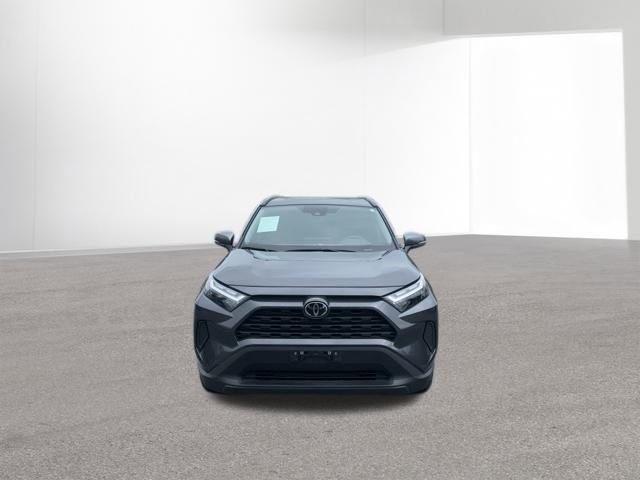Used 2025 Toyota RAV4 XLE w/ Convenience Package AWD/4WD image 9
