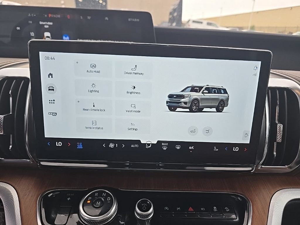 Used 2025 Ford Expedition King Ranch AWD/4WD image 33