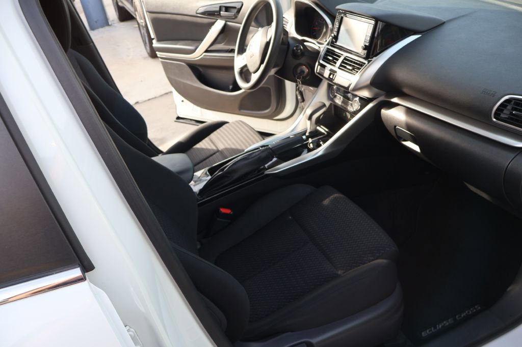 Used 2019 Mitsubishi Eclipse Cross ES FWD image 21