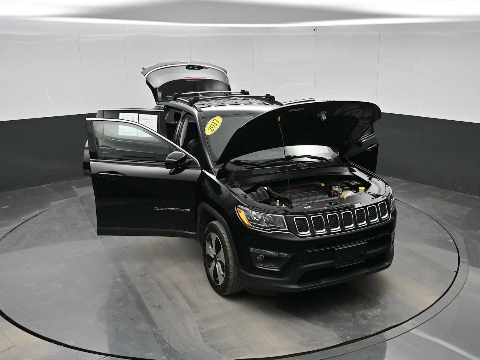 Used 2017 Jeep Compass Latitude w/ Popular Equipment Group image 38