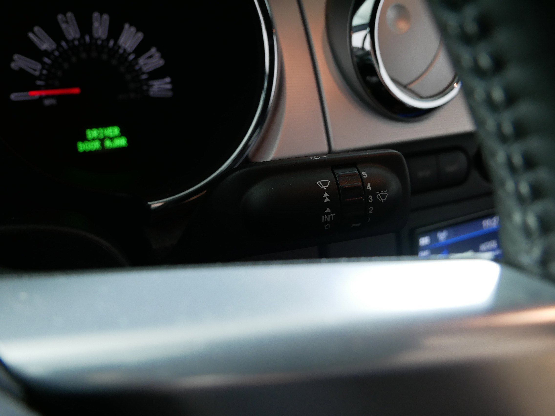 Used 2005 Ford Mustang GT image 31