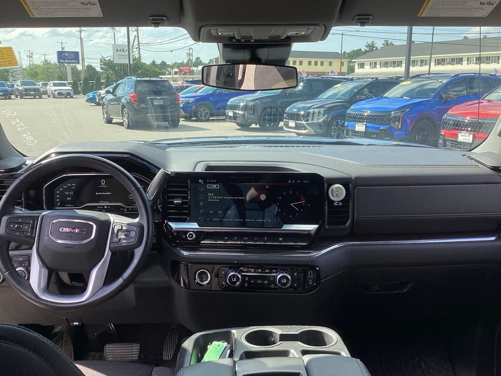 Used 2023 GMC Sierra 1500 Elevation AWD/4WD image 13