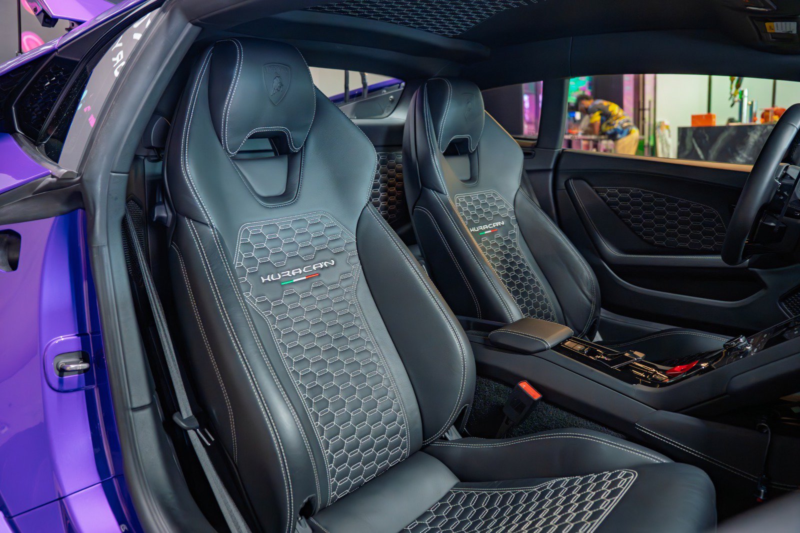 Used 2018 Lamborghini Huracan LP 580-2 RWD image 11