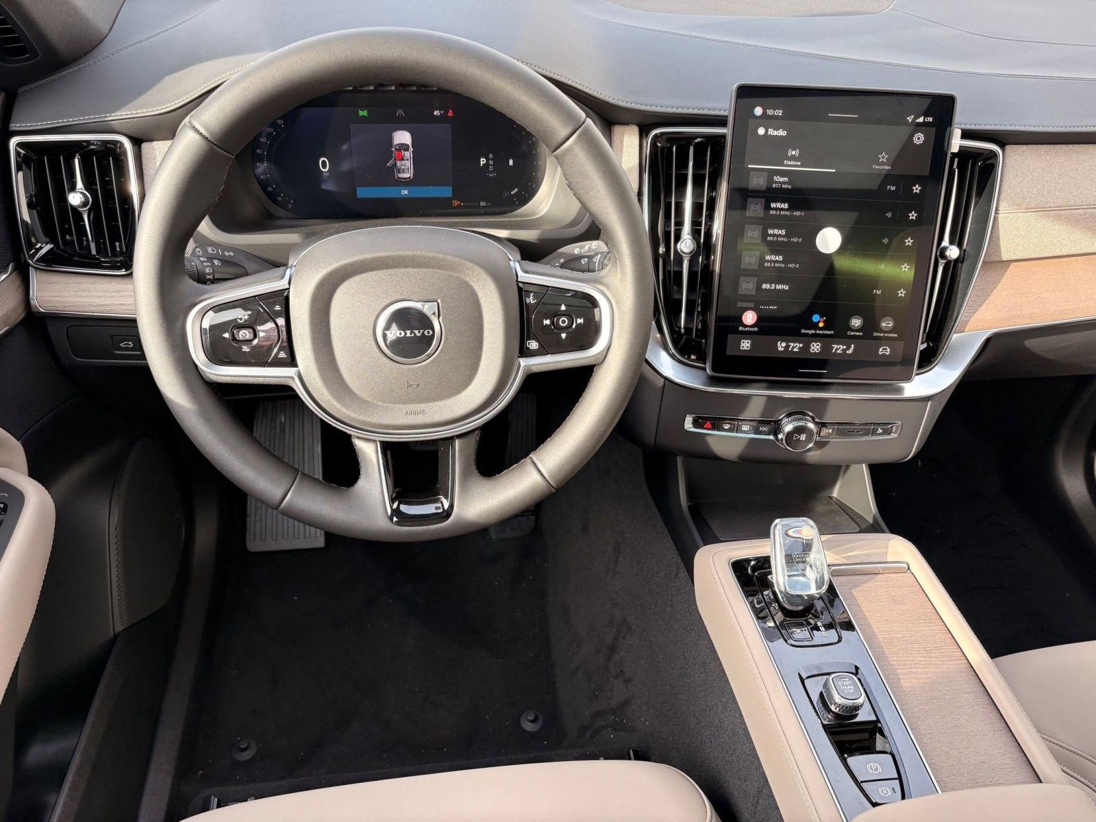 New 2026 Volvo XC90 B6 Plus image 23