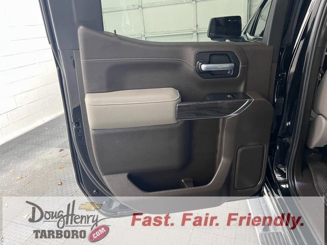 Used 2021 Chevrolet Silverado 1500 LTZ w/ LTZ Premium Package image 32