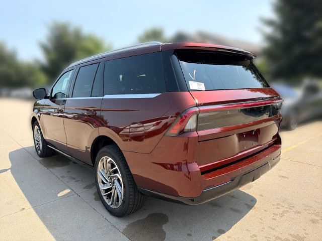 New 2027 Lincoln Navigator Reserve AWD/4WD image 9