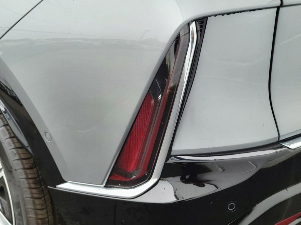 New 2025 Cadillac Lyriq Luxury w/ LPO, Floor Liner Package image 9