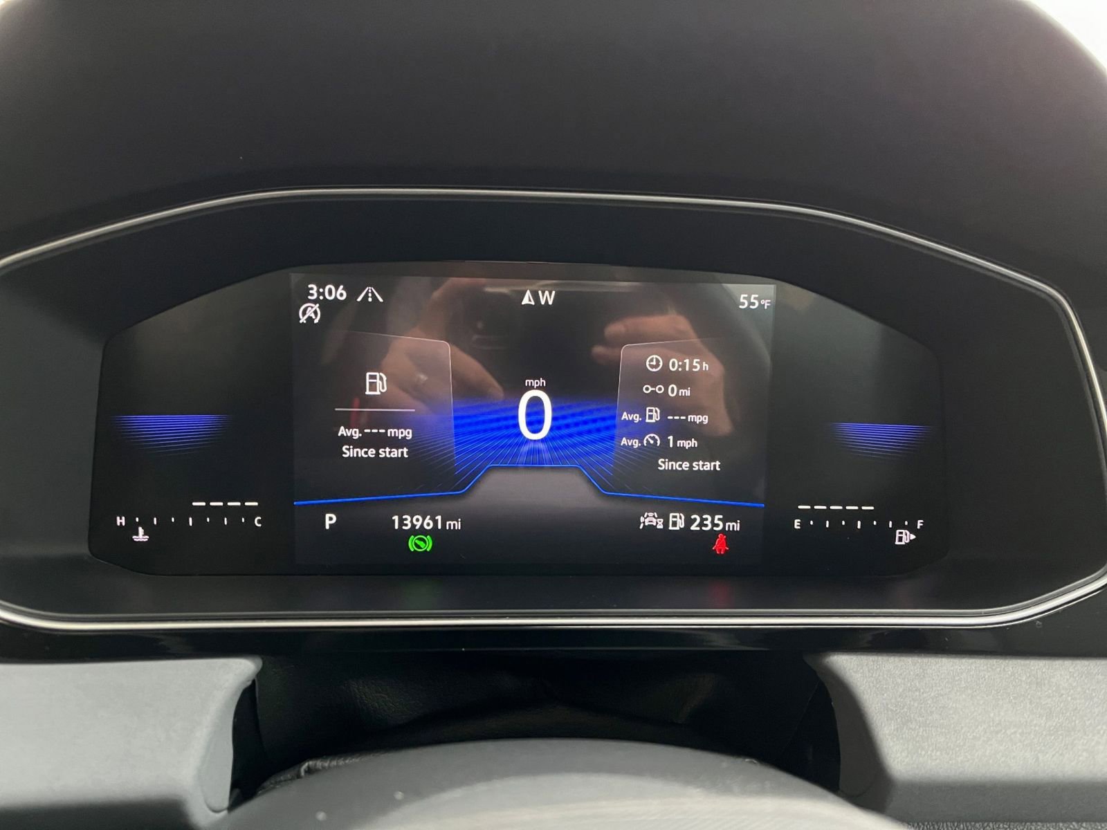 Used 2025 Volkswagen Jetta SE image 40