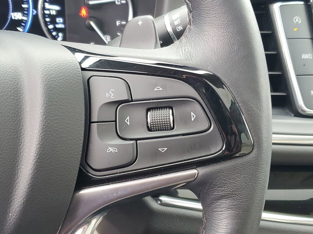 Used 2023 Buick Enclave Avenir w/ Avenir Technology Package AWD/4WD image 16